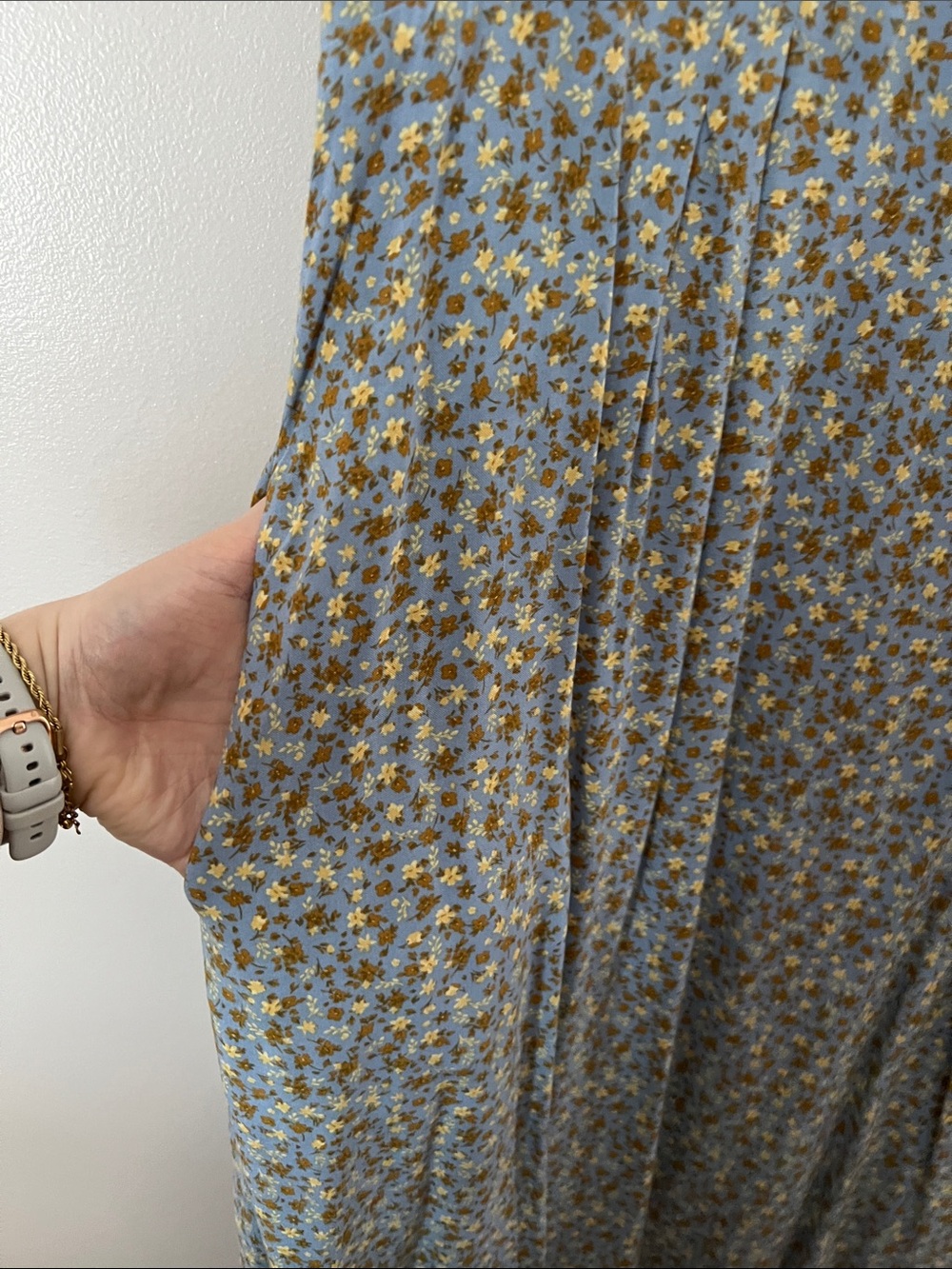 Bonita Dress NWT Medium Blue Floral Ditzy Print Rayon Midi Maxi Dress Pockets - Picture 4 of 11